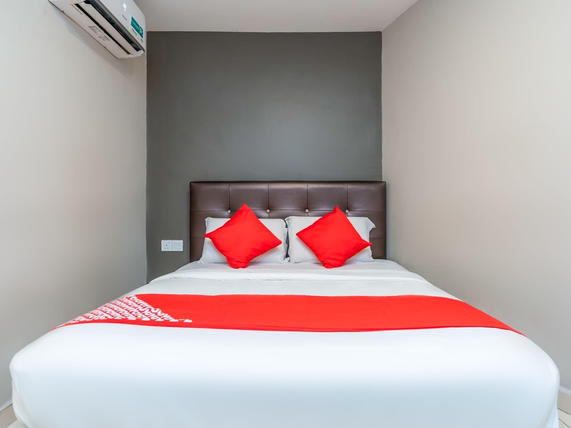 Oyo 503 Hotel Aromas Jb Джохор-Бару Екстер'єр фото